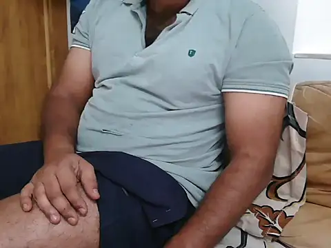 Snapshot of Tamil_Boy28 chatting on 03.02.25 Tamil Boy28 online show from 03.02.25