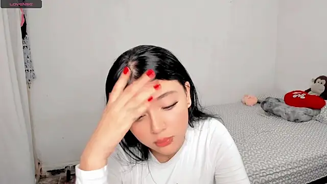 Snapshot of Sarah_angell chatting on 12.30.24 Sarah angell online show from 12.30.24