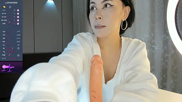 Liu Yifei  online show from 09.24.25