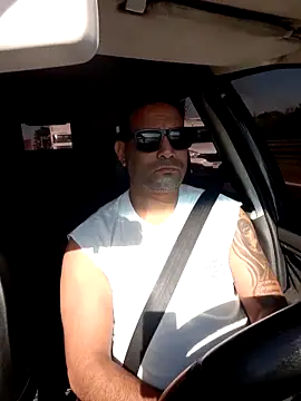 hecwil8 online show from 11.28.25