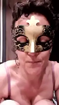 Masquegirlmysterious online show from 02.21.26