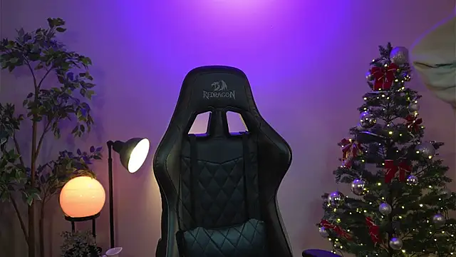 SrLuis18 online show from 01.01.25