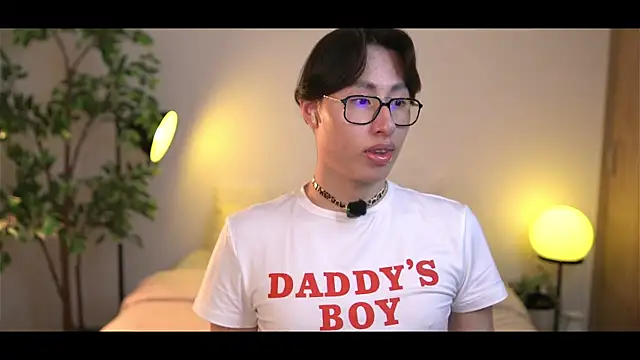 SrLuis18 online show from 09.08.25