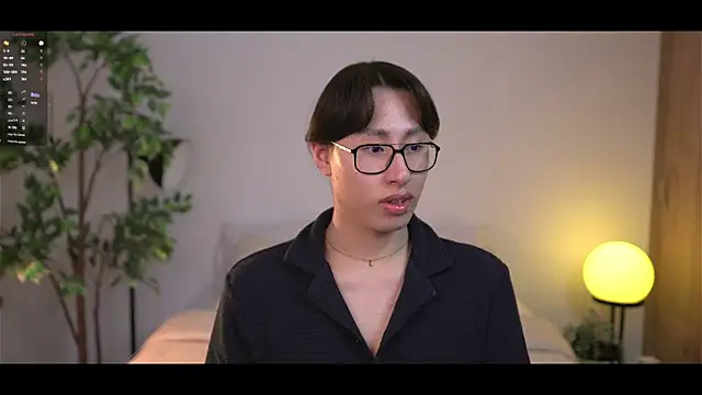 SrLuis18 online show from 09.10.25