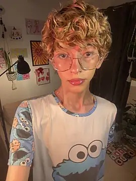 Snapshot of lyamthommpson chatting on 02.09.26 lyamthommpson online show from 02.09.26