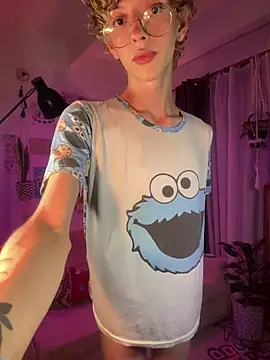 Snapshot of lyamthommpson chatting on 02.21.26 lyamthommpson online show from 02.21.26