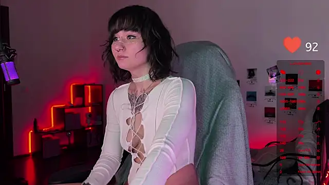 deadlysweet online show from 03.15.25