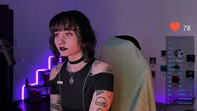 deadlysweet online show from 03.21.25