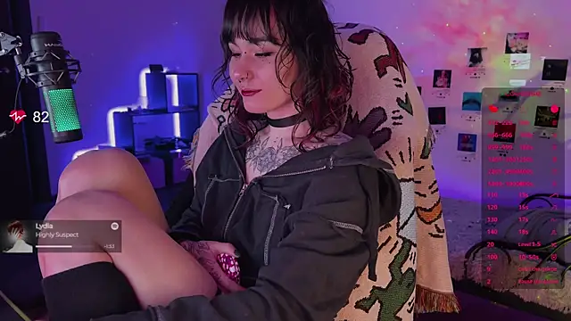 deadlysweet online show from 10.31.25