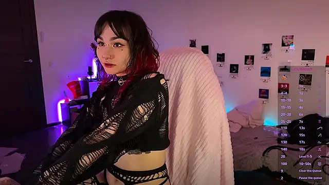 deadlysweet online show from 02.17.26