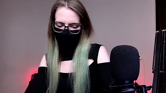 amber candyfloss online show from 12.03.24