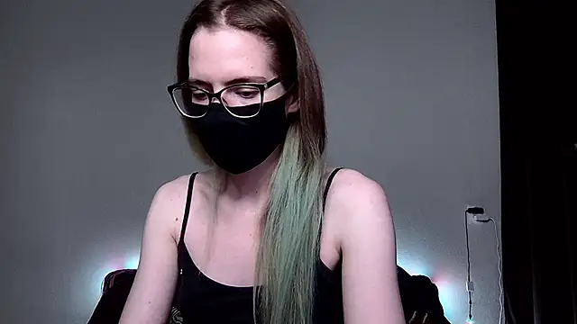 amber candyfloss online show from 12.05.24