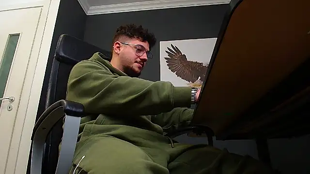 Snapshot of JoshKnights chatting on 02.03.25 JoshKnights online show from 02.03.25