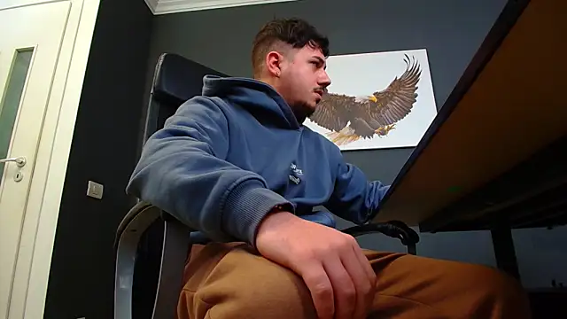 Snapshot of JoshKnights chatting on 03.03.25 JoshKnights online show from 03.03.25