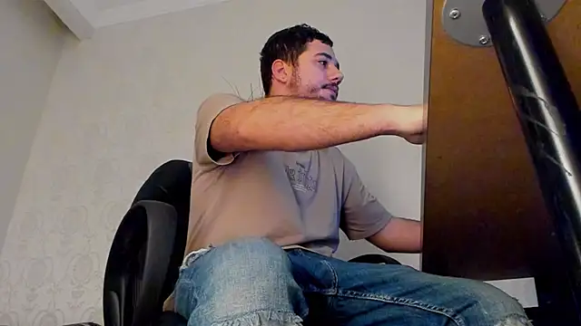 Snapshot of JoshKnights chatting on 11.13.25 JoshKnights online show from 11.13.25