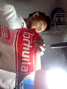 Snapshot of krvdeslalas29 chatting on 02.25.26 krvdeslalas29 online show from 02.25.26