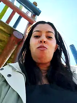 Emily Wane online show from 12.19.24