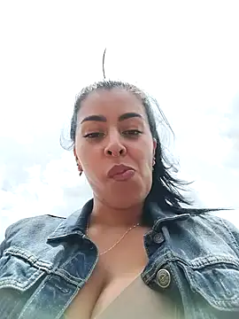 Emily Wane online show from 09.26.25