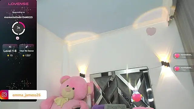 Snapshot of Emma_jamess chatting on 02.14.25 Emma jamess online show from 02.14.25