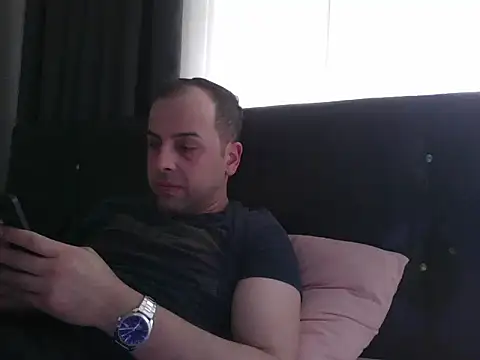 Snapshot of Yldrmm_9553 chatting on 05.20.26 Yldrmm 9553 online show from 05.20.26