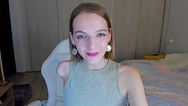 Snapshot of ice_pixie chatting on 02.04.26 ice pixie online show from 02.04.26