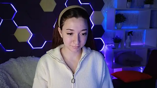 YasmineWest online show from 12.20.24