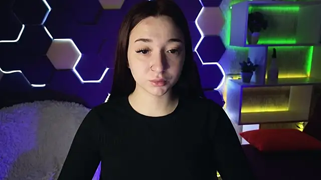 YasmineWest online show from 12.28.24