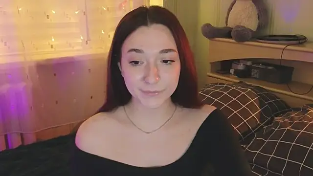 YasmineWest online show from 02.20.25