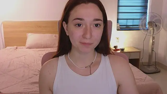 Snapshot of YasmineWest chatting on 03.31.26 YasmineWest online show from 03.31.26