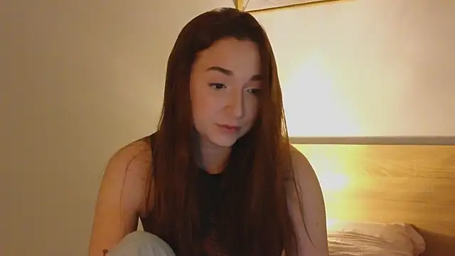 Snapshot of YasmineWest chatting on 04.07.26 YasmineWest online show from 04.07.26