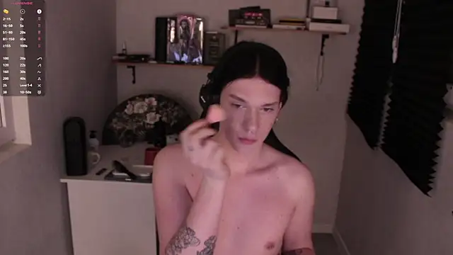 carthylovvve online show from 01.30.25