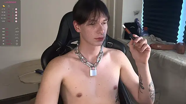 carthylovvve online show from 10.10.25