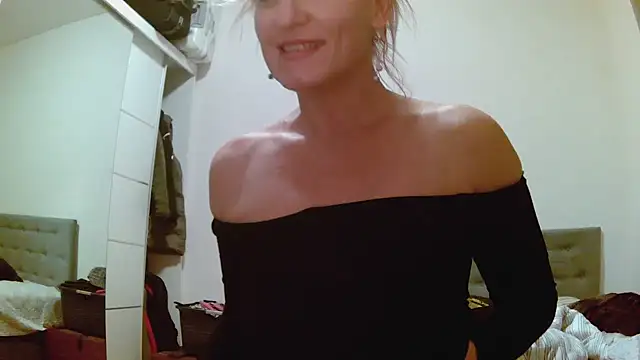 Snapshot of Sexyycattt chatting on 01.17.25 Sexyycattt online show from 01.17.25