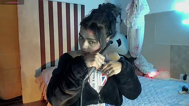 Lilithsabeth online show from 10.11.25