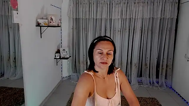 lollita 23  online show from 11.20.25