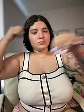 horny roomiess online show from 03.04.26