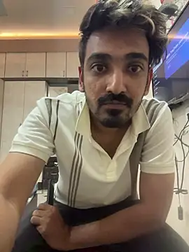 hornyguy271192 online show from 12.22.25