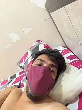 hornyguy271192 online show from 02.07.26