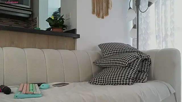 Victoria-Harper online show from 02.11.26