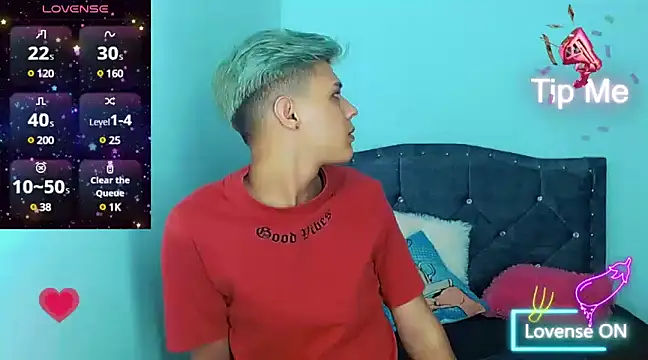 Liamscott  online show from 01.27.25