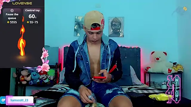 Snapshot of Liamscott_ chatting on 01.18.26 Liamscott online show from 01.18.26