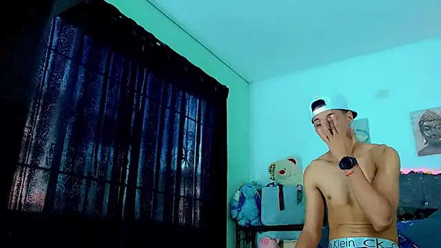 Snapshot of Liamscott_ chatting on 02.24.26 Liamscott online show from 02.24.26