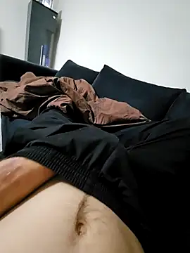 Snapshot of Nakeddriver1and-Wife chatting on 11.24.25 Nakeddriver1and-Wife online show from 11.24.25