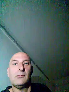 tinybear79 online show from 10.17.25