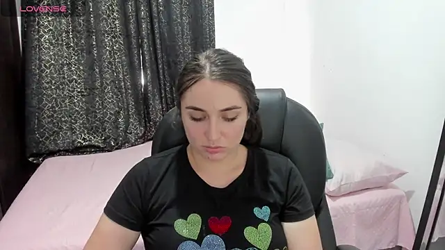 Snapshot of linda_montoya chatting on 01.22.25 linda montoya online show from 01.22.25