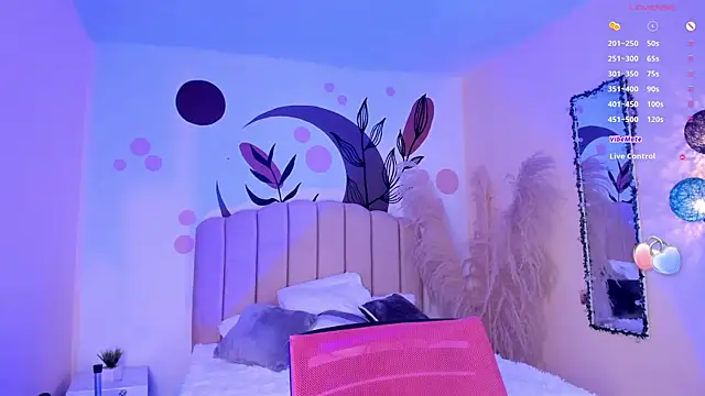 katherin smith  online show from 02.05.25