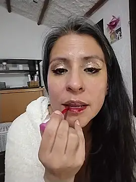 Snapshot of LucifernandaSw chatting on 01.13.25 LucifernandaSw online show from 01.13.25