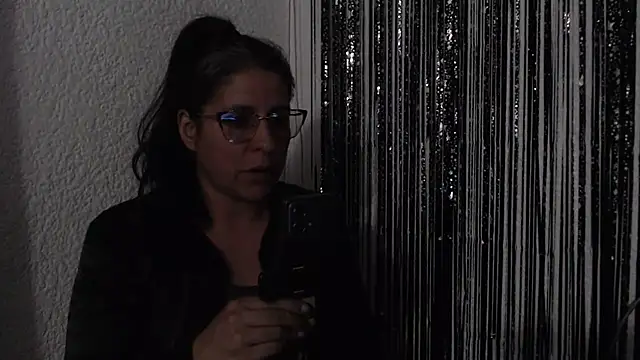 Snapshot of LucifernandaSw chatting on 02.28.25 LucifernandaSw online show from 02.28.25