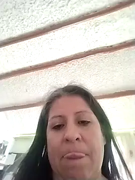 Snapshot of LucifernandaSw chatting on 05.16.26 LucifernandaSw online show from 05.16.26