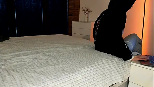 Rachel Rey online show from 12.01.25